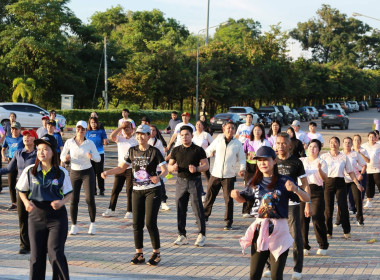 ฝ่ายบริหารทั่วไปร่วมกิจกรรมออกกำลังกายทุกวันพุธ ณ ... พารามิเตอร์รูปภาพ 1